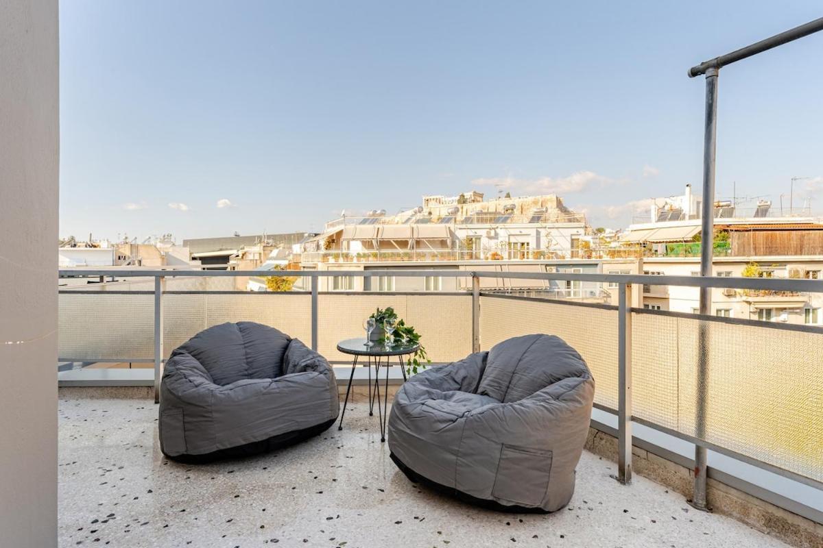Lovely Apt W/Heated Jacuzzi &Full Acropolis View เอเธนส์ ภายนอก รูปภาพ